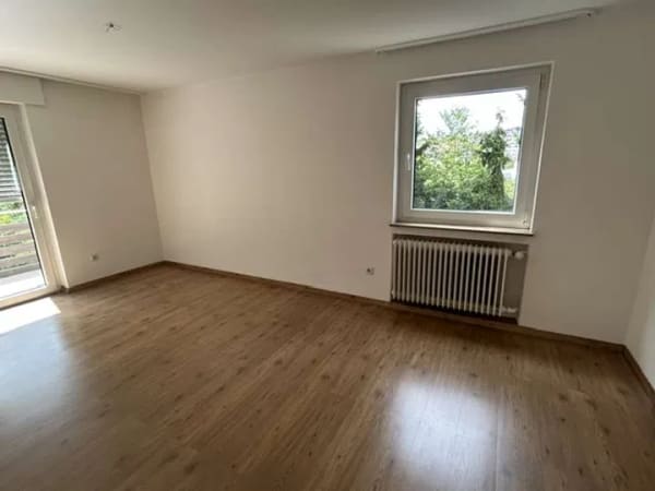 Immobilie in Eningen unter Achalm - Lichtdurchflutetes Familienglück: einladende DHH mit Wohnfühlgarantie, bezugsfrei, Eningen u.A. - Bild 4