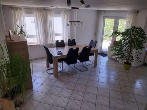 Immobilie in Weissach im Tal - Schöne 3-Zimmer-Maisonette-Wohnung mit Balkon in Weissach im Tal - Bild 1