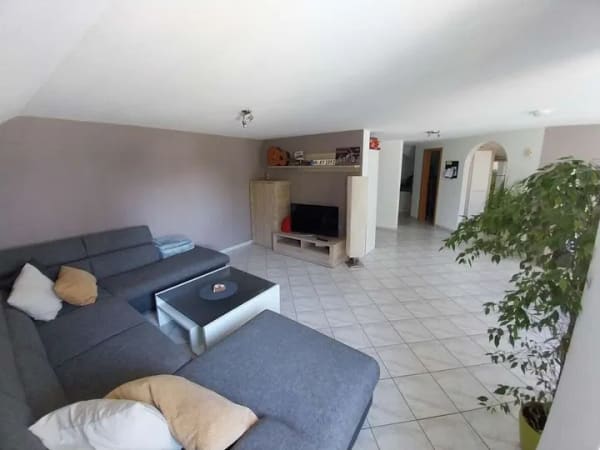 Immobilie in Weissach im Tal - Schöne 3-Zimmer-Maisonette-Wohnung mit Balkon in Weissach im Tal - Bild 4