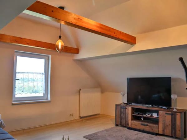 Immobilie in Schwandorf - Viel Platz für neue Wohnideen: Zweifamilienhaus mit vielfältigen Möglichkeiten - Bild 3