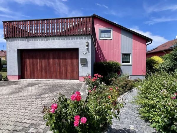 Immobilie in Teublitz - Großzügiges Zweifamilienhaus mit zusätzlichem Baugrundstück – ideal für Familien und Generationenwoh - Bild 0