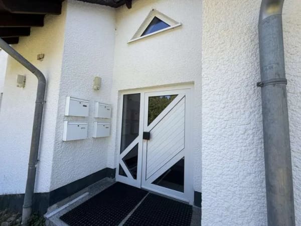 Immobilie in Hilchenbach - Vermietete 3 ZKB Wohnung in einem sehr gepflegtem Objekt in ruhiger Lage von Hilchenbach. - Bild 1
