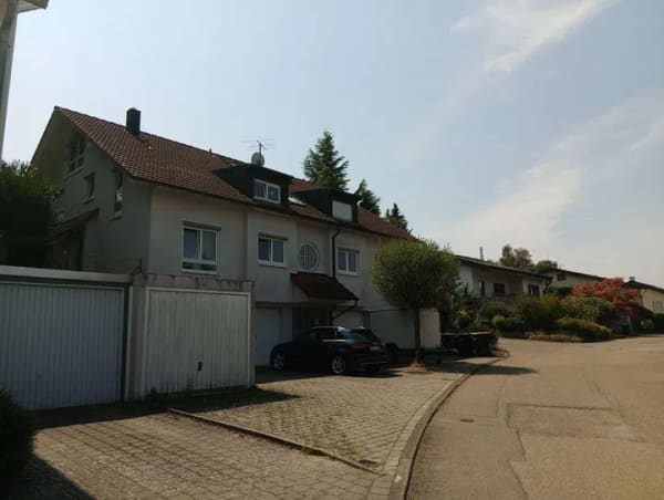 Immobilie in Abstatt - Lichtdurchflutetes Maisonette-Kleinod mit Galerie, Balkon & Einzelgarage in Abstatt - Bild 1