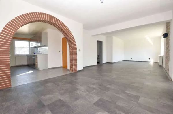 Immobilie in Tiddische - Gepflegtes, freistehendes Einfamilienhaus mit Einbauküche, Keller + Garage... - Bild 1