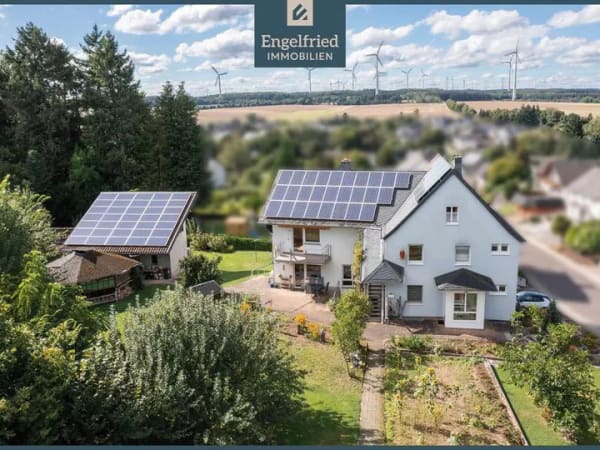 Immobilie in Nannhausen - Gepflegtes Ein- bis Zweifamilienhaus mit PV-Anlage auf großem Grundstück in Ortsrandlage - Bild 0