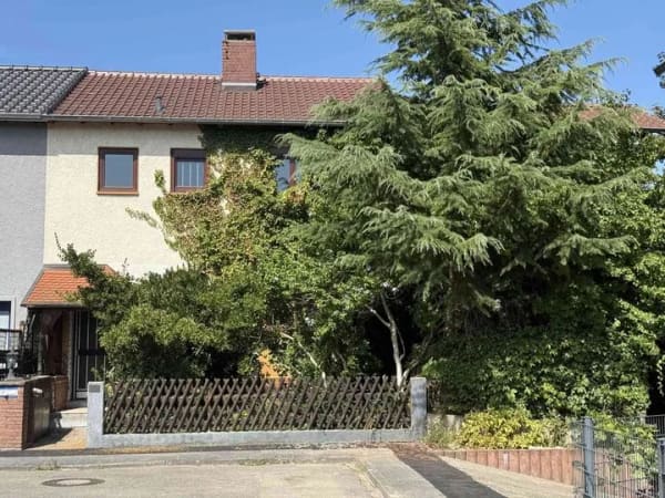 Immobilie in Oppenheim - Entkernte Doppelhaushälfte mit 165 m² Wohnfläche und großem Ausbaupotenzial in Oppenheim - Bild 0