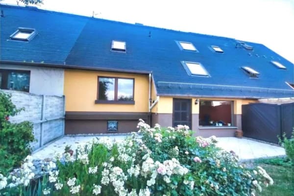 Immobilie in Weischlitz - Natur, Ruhe, Freiraum - Reihenmittelhaus mit besonderer Architektur, großem Garten und freiem Blick - Bild 3