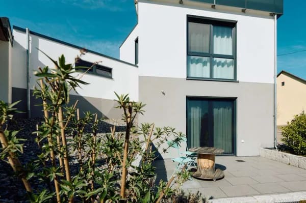 Immobilie in Frittlingen - Modernes Wohnen neu definiert – exklusives Haus mit Dachterrasse - Bild 3