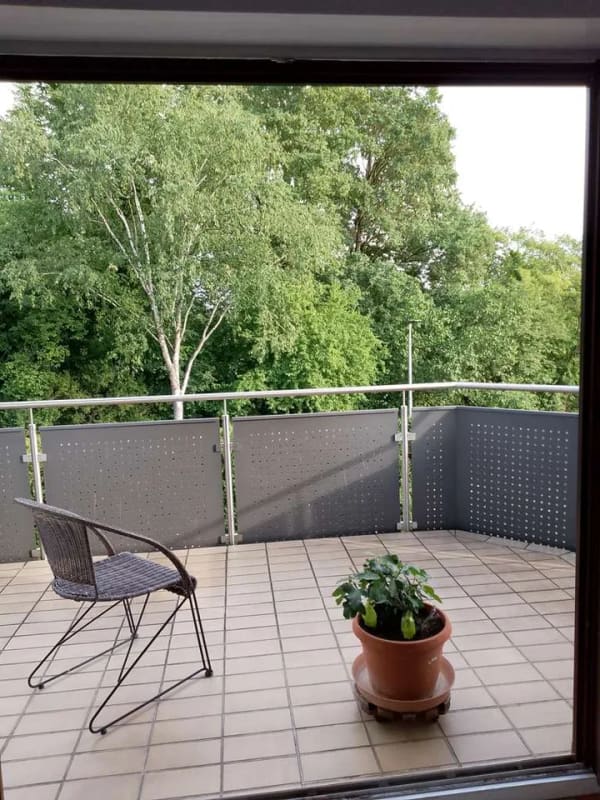 Immobilie in Abstatt - Bezugsfrei ab 01.09.! 3-Zimmer-Wohnung mit 2 Balkonen, Terrasse, Carport & Stellplatz in Abstatt - Bild 4