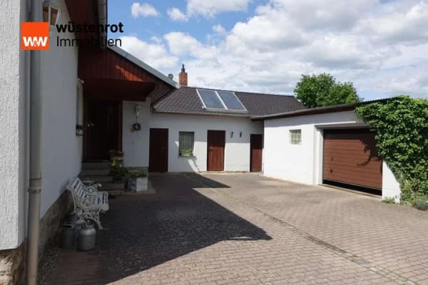 Immobilie in Neschwitz - Njeswačidło - Freistehendes Einfamilienhaus mit traumhaftem Grundstück – gepflegtes Wohnen in ruhiger Dorflage - Bild 1