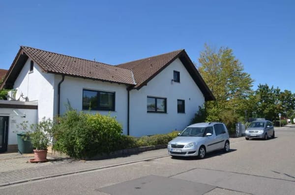 Immobilie in Lingenfeld - Einfamilienhaus mit gehobener Innenausstattung in Lingenfeld - Bild 0