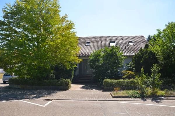 Immobilie in Lingenfeld - Einfamilienhaus mit gehobener Innenausstattung in Lingenfeld - Bild 2