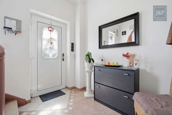 Immobilie in Burg (Dithmarschen) - Großzügiger Garten: Modernisiertes Wohnjuwel zum Einzug bereit - Bild 4