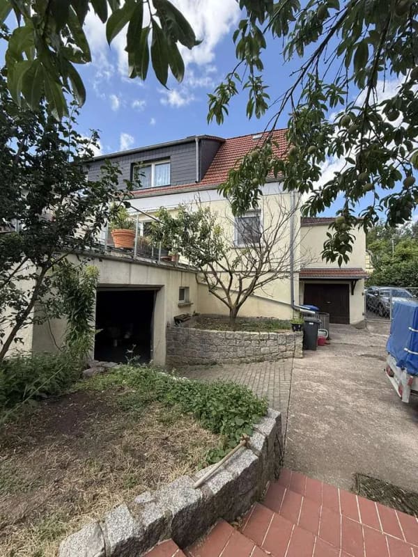 Immobilie in Sömmerda - Doppelhaushälfte mit schönen Garten. - Bild 0