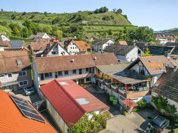 Immobilie in Vogtsburg im Kaiserstuhl - IMMORath.de - Winzerhof mit Gartengrundstück ohne KI - Bild 1