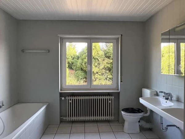 Immobilie in Billigheim-Ingenheim - EFH mit zwei Garagen und schönem Gartenbereich - Bild 4