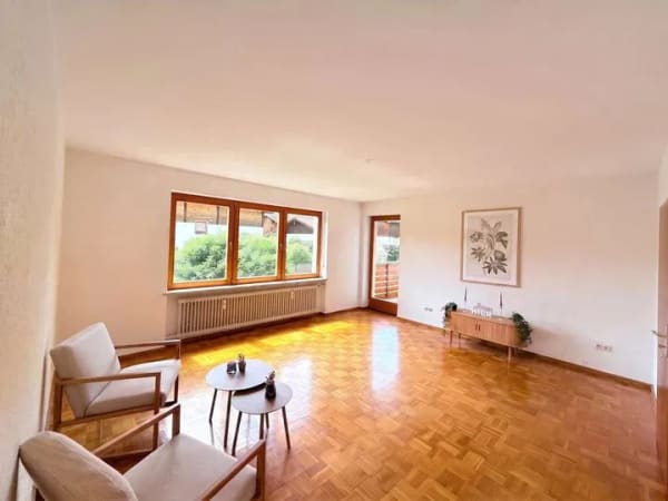 Immobilie in Altenmarkt an der Alz - Sofort zum Einzug bereit - sonniger Balkon und Garten - Bild 3