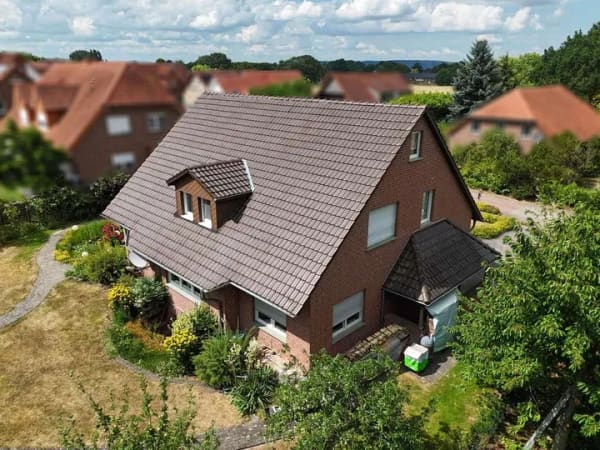 Immobilie in Stemwede - Viel Platz zum Wohlfühlen - Attraktives Wohnhaus in Levern! - Bild 1