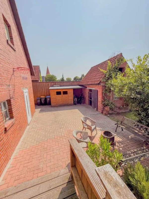 Immobilie in Seggebruch - Modernisiertes Einfamilienhaus mit 8 Zimmern, Pool, Kamin & Garten in Seggebruch (ohne Provision) - Bild 4