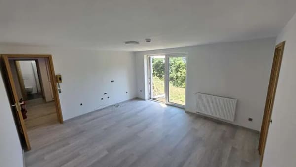 Immobilie in Winterbach - Großzügiges Zuhause mit viel Potenzial und traumhaftem Garten - Bild 3