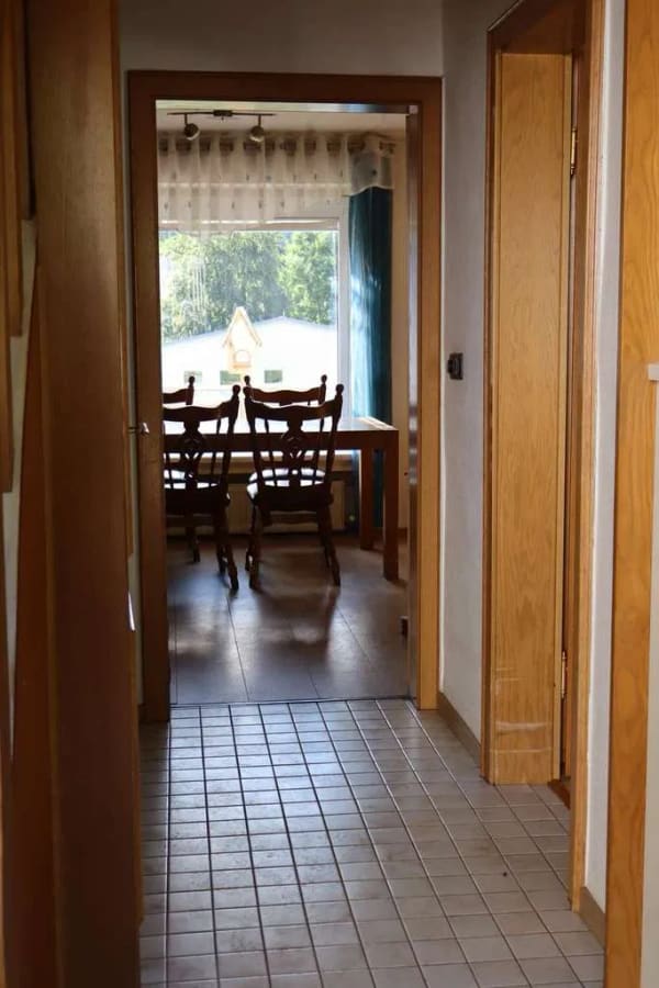 Immobilie in Olsberg - Mehrgenerationen oder Vermietung – Haus mit idealem Teilungspotenzial - Bild 1