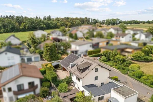 Immobilie in Hadamar - Großzügiges Einfamilienhaus mit Einliegerwohnung in bevorzugter, familienfreundlicher Wohnlage - Bild 4