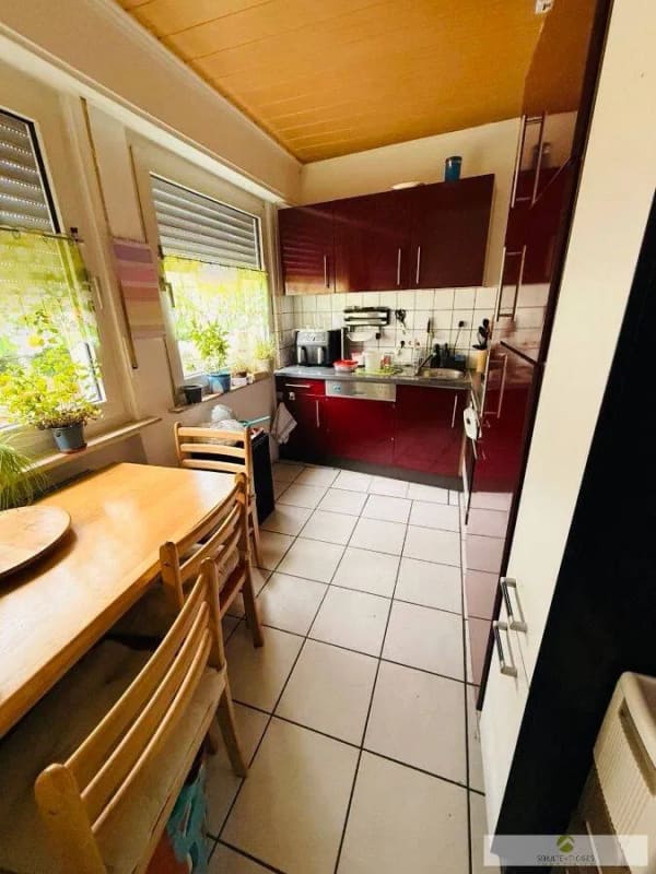 Immobilie in Werl - Wohnen mit Komfort in Werl: 2-Zimmer-Eigentumswohnung mit Gäste-WC, Einbauküche und Stellplatz - Bild 2