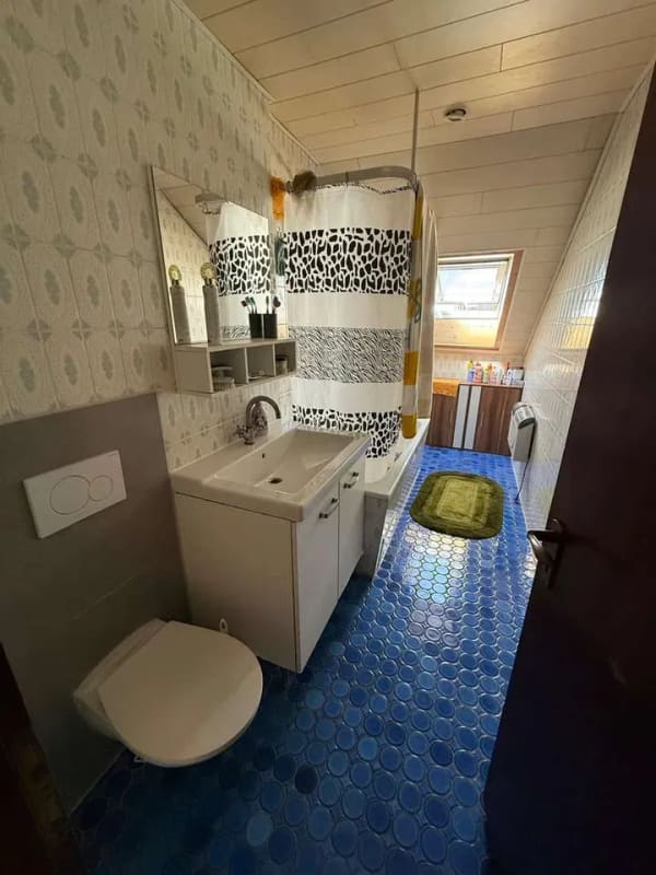 Immobilie in Tiefenbronn - Schnucklige Dachgeschosswohnung - Bild 3