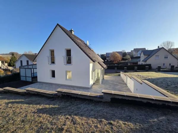 Immobilie in Gerach - 🏡 Massives Einfamilienhaus in Bestlage - modern, ruhig, sofort bezugsfrei - Bild 4