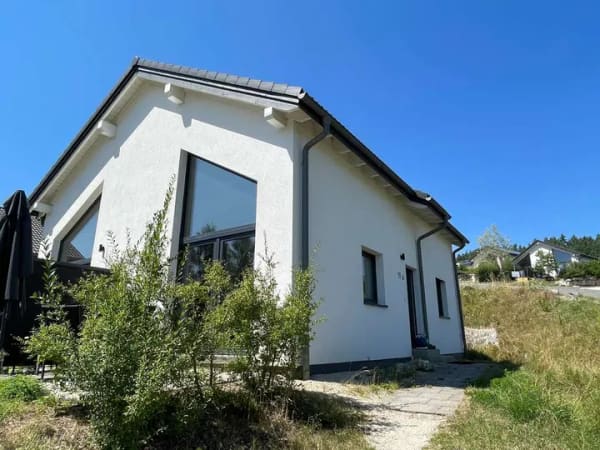 Immobilie in Mistelgau - Doppel-Panoramabungalow mit Galerie und Dauerwohnrecht im Feriendorf Obernsees - Bild 2