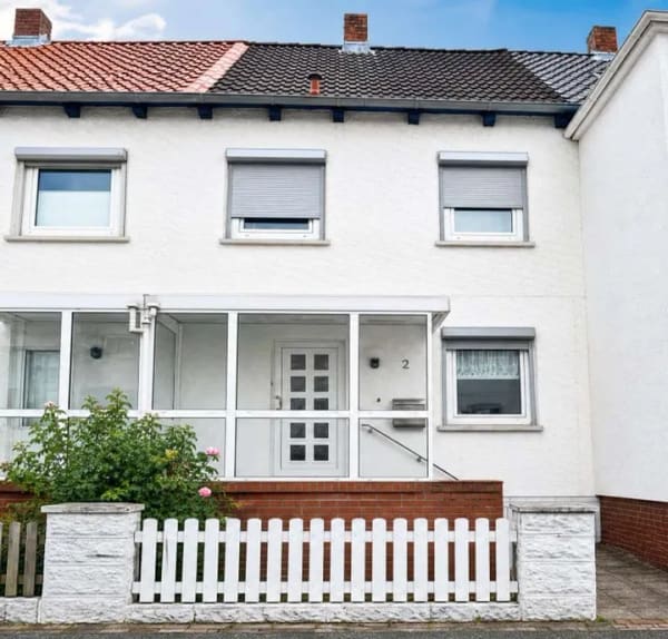 Immobilie in Braunschweig - Renditestark: Vermietetes Reihenmittelhaus mit Garten I Dörfliche Lage I 64 qm I Wohnen auf 3 Etage - Bild 0