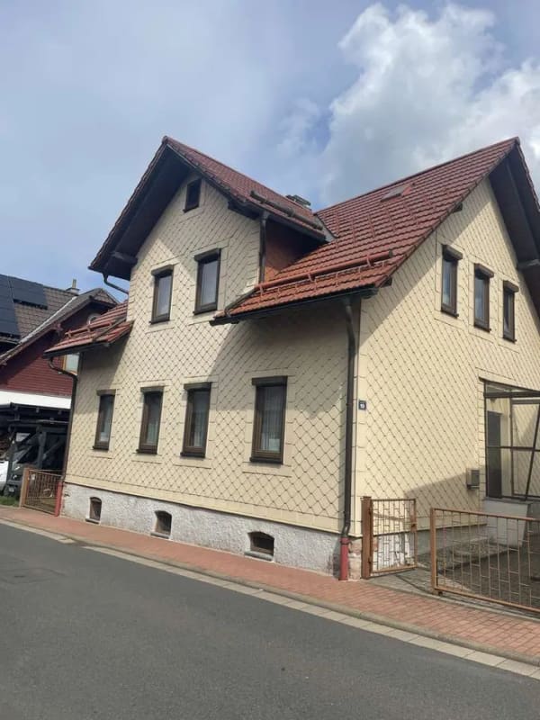 Immobilie in Zella-Mehlis - Schickes Einfamilienhaus für die etwas größere Familie... - Bild 0
