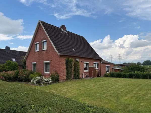 Immobilie in Kremperheide - Einfamilienhaus mit Blick über die Felder - Bild 0