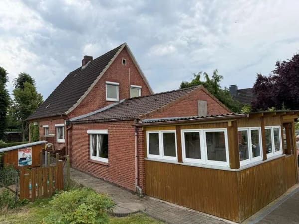 Immobilie in Kremperheide - Einfamilienhaus mit Blick über die Felder - Bild 2
