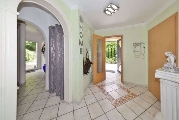 Immobilie in Bad Zwischenahn - TT: Exklusives Wohnensemble mit Gästehaus, XXL-Garage und traumhaftem Garten in Bad Zwischenahn! - Bild 4