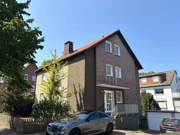 Immobilie in Bottrop - 3,5-Zimmer-Wohnung mit Garage im 1. Obergeschoss - Bild 3