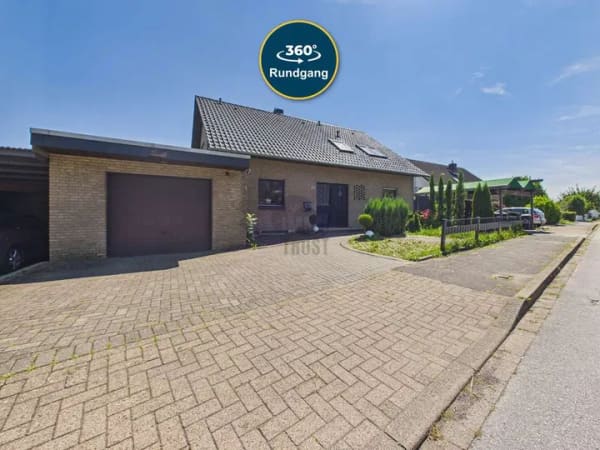 Immobilie in Hüllhorst - Großzügiges Zweifamilienhaus mit Wintergarten und Garten in Hüllhorst - Bild 0