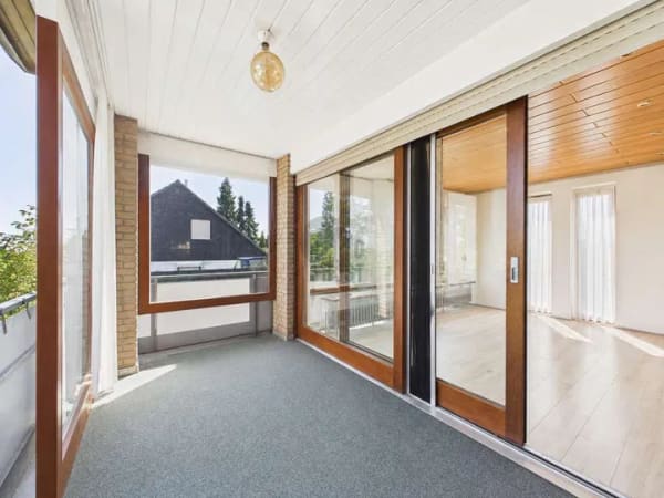 Immobilie in Hüllhorst - Großzügiges Zweifamilienhaus mit Wintergarten und Garten in Hüllhorst - Bild 4