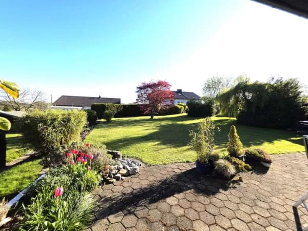 Immobilie in Meinerzhagen - Ebenerdig wohnen mit Wohlfühlfaktor - freistehender Bungalow in Meinerzhagen-Valbert - Bild 3