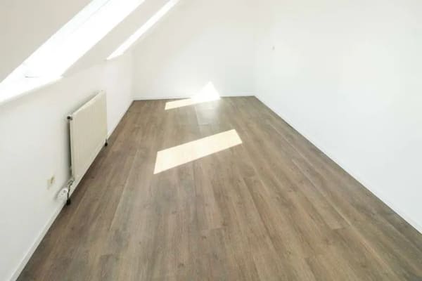 Immobilie in Malente - Helle und gepflegte Dachgeschosswohnung in der Residenz Magnushof in Malente - Bild 2