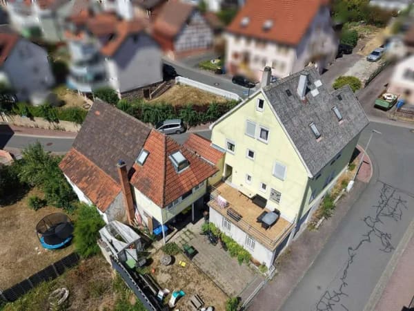 Immobilie in Höpfingen - Attraktives Mehrfamilienwohnhaus in zentraler Lage von Höpfingen
 - Bild 2
