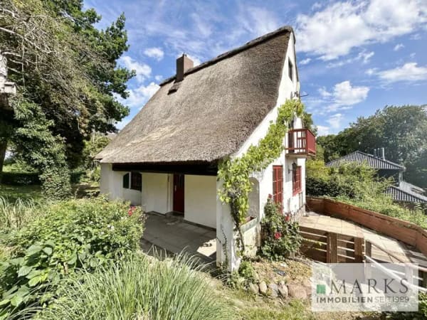 Immobilie in Plön - Wohnen mit Blick auf den Plöner See – gepflegtes Einfamilienhaus in bester Lage - Bild 1