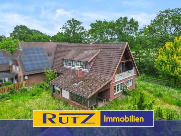 Immobilie in Ganderkesee - Ganderkesee-Hohenböken | Naturnahes Zweifamilienhaus mit großem Grundstück - Bild 0