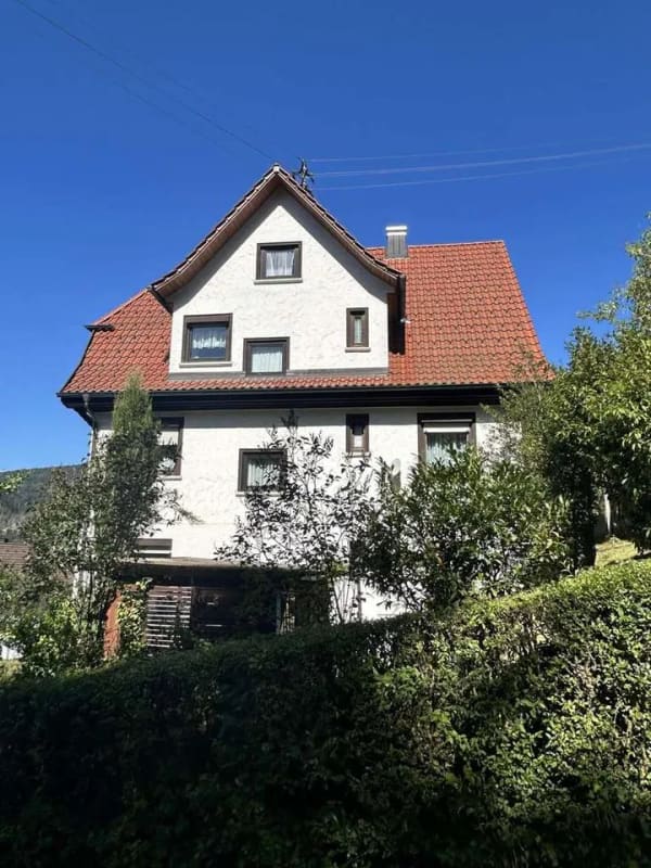 Immobilie in Schramberg - Charmantes Fachwerkhaus mit sonnigem Garten - ein Zuhause voller Möglichkeiten! - Bild 1
