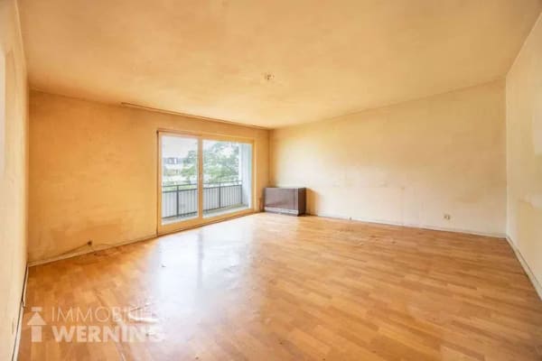 Immobilie in Bonn - 4-Zimmer-Wohnung zur individuellen Neugestaltung – mit großem Balkon und Garage - Bild 3