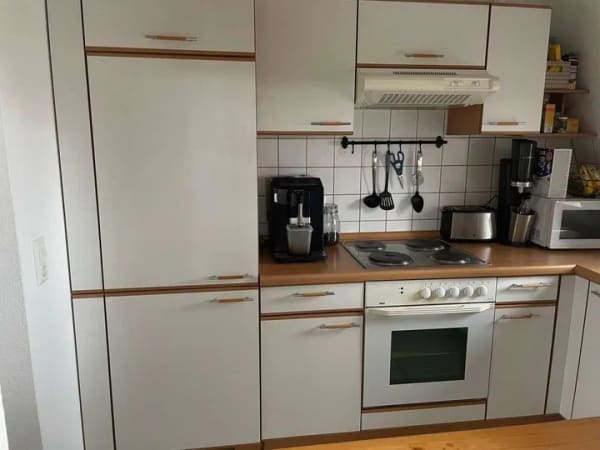 Immobilie in Neckarwestheim - Wohnen & Arbeiten perfekt kombiniert: Helle DG-Wohnung mit separaten Arbeitsraum - Bild 4