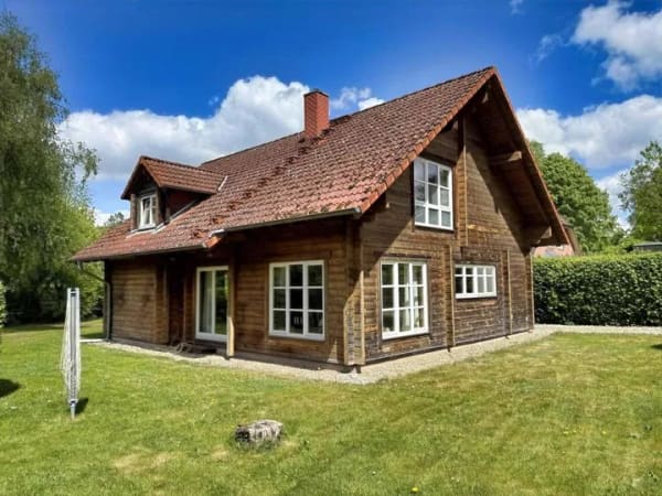 Immobilie in Wietze - Wietze-Wieckenberg: Blockbohlenhaus mit besonderem Wohnambiente - Bild 1