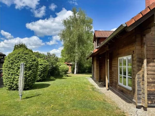 Immobilie in Wietze - Wietze-Wieckenberg: Blockbohlenhaus mit besonderem Wohnambiente - Bild 2