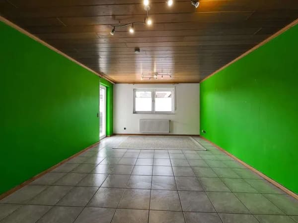 Immobilie in Queidersbach - Queidersbach, 3 ZKB, Balkon, Gäste WC, Tageslichtbad, EBK, 2 Stellplätze - Bild 3