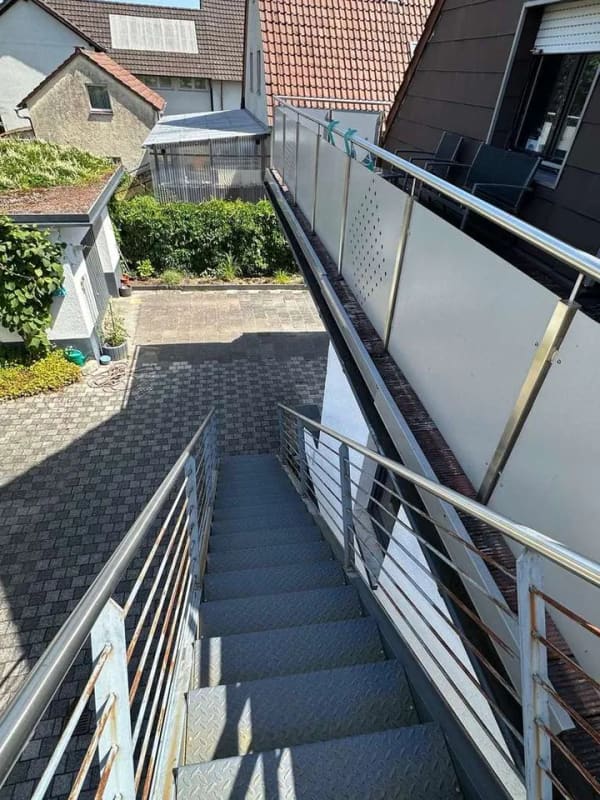 Immobilie in Jockgrim - Flexibles Wohnkonzept: Zweifamilienhaus mit vermieteter Einheit und viel Potenzial - Bild 3